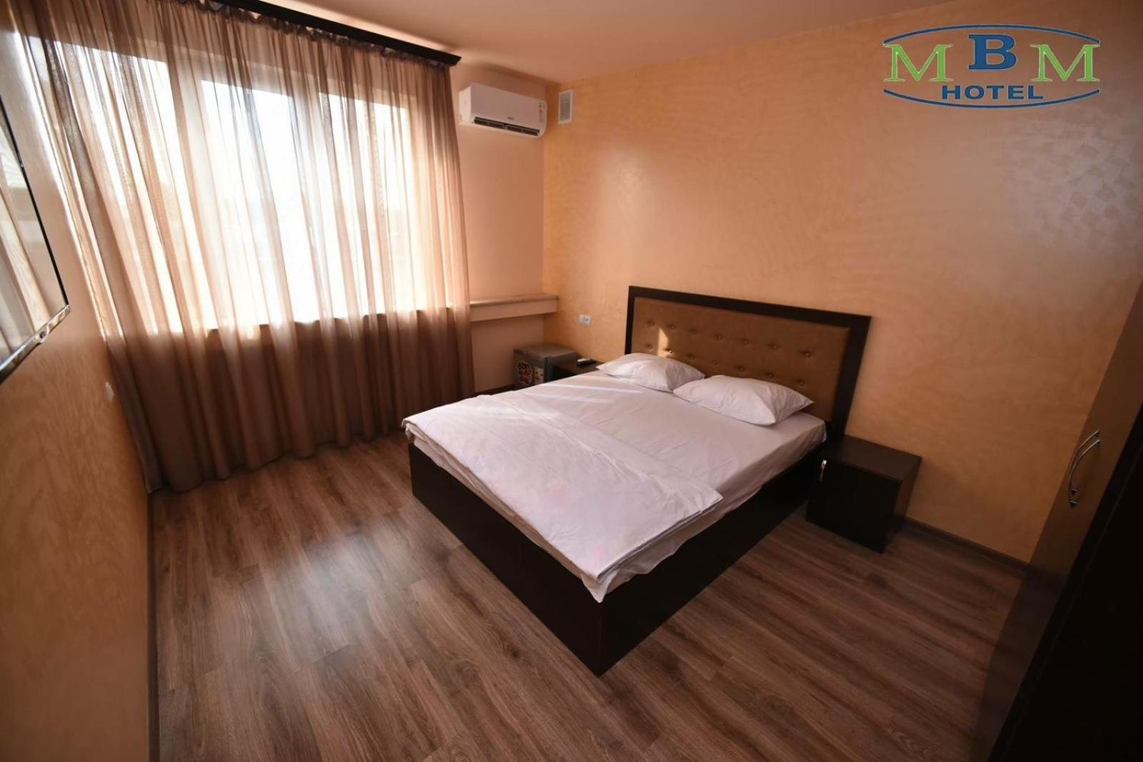Express Hotel Єреван Екстер'єр фото