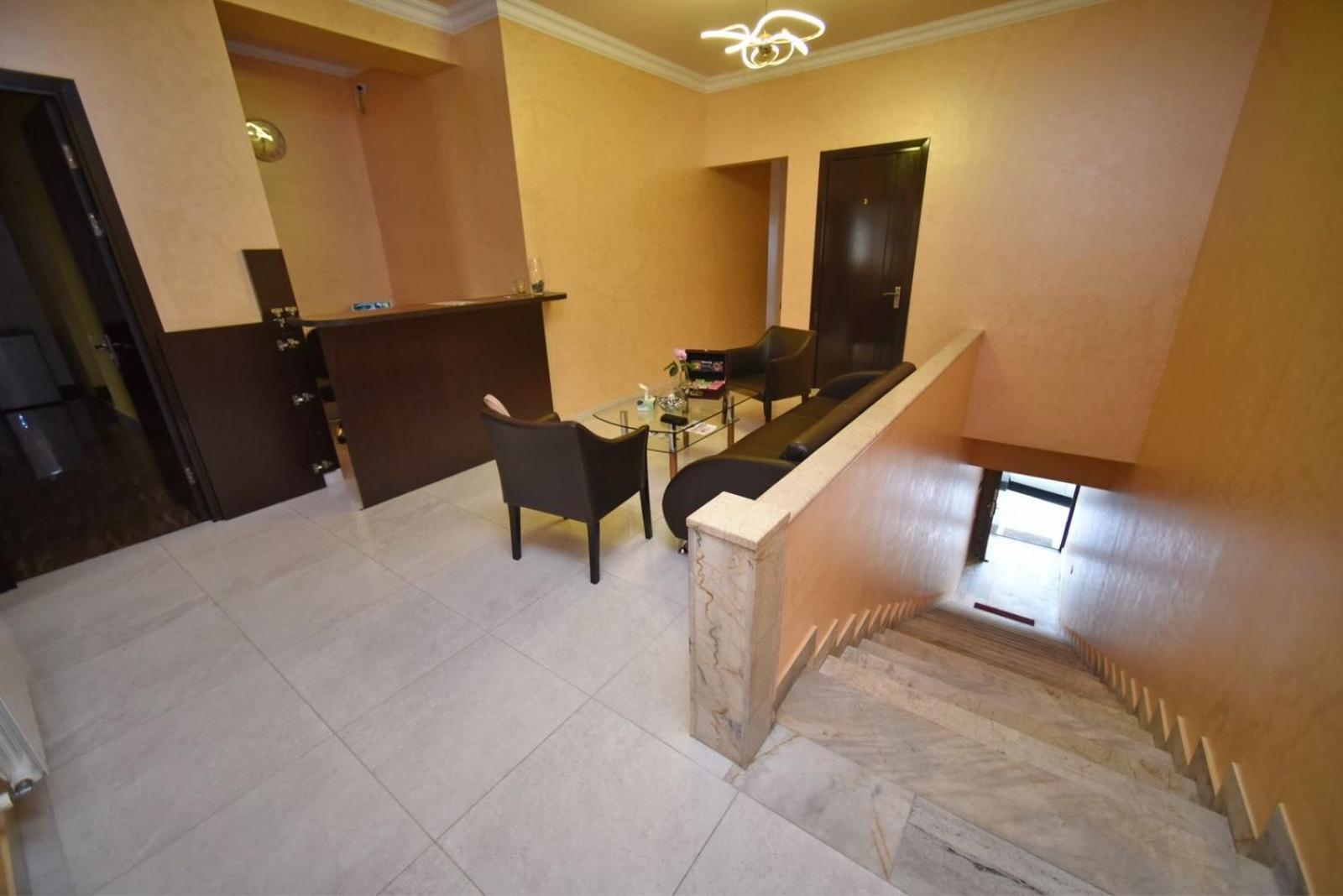 Express Hotel Єреван Екстер'єр фото